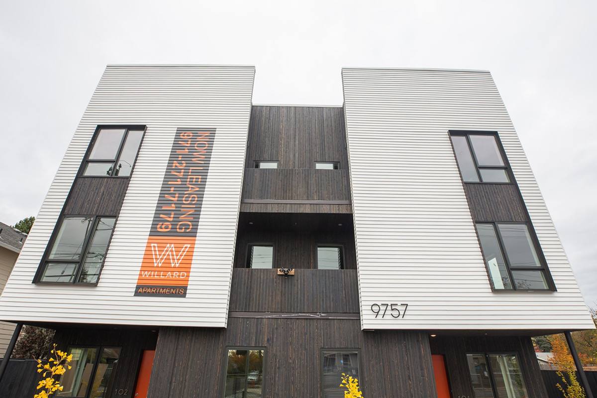 Apartment for rent at 9757 SE Holgate Blvd, Portland, OR 97266
