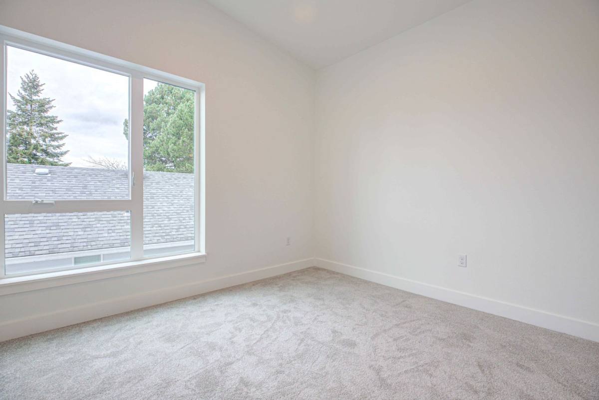 Apartment for rent at 9757 SE Holgate Blvd, Portland, OR 97266