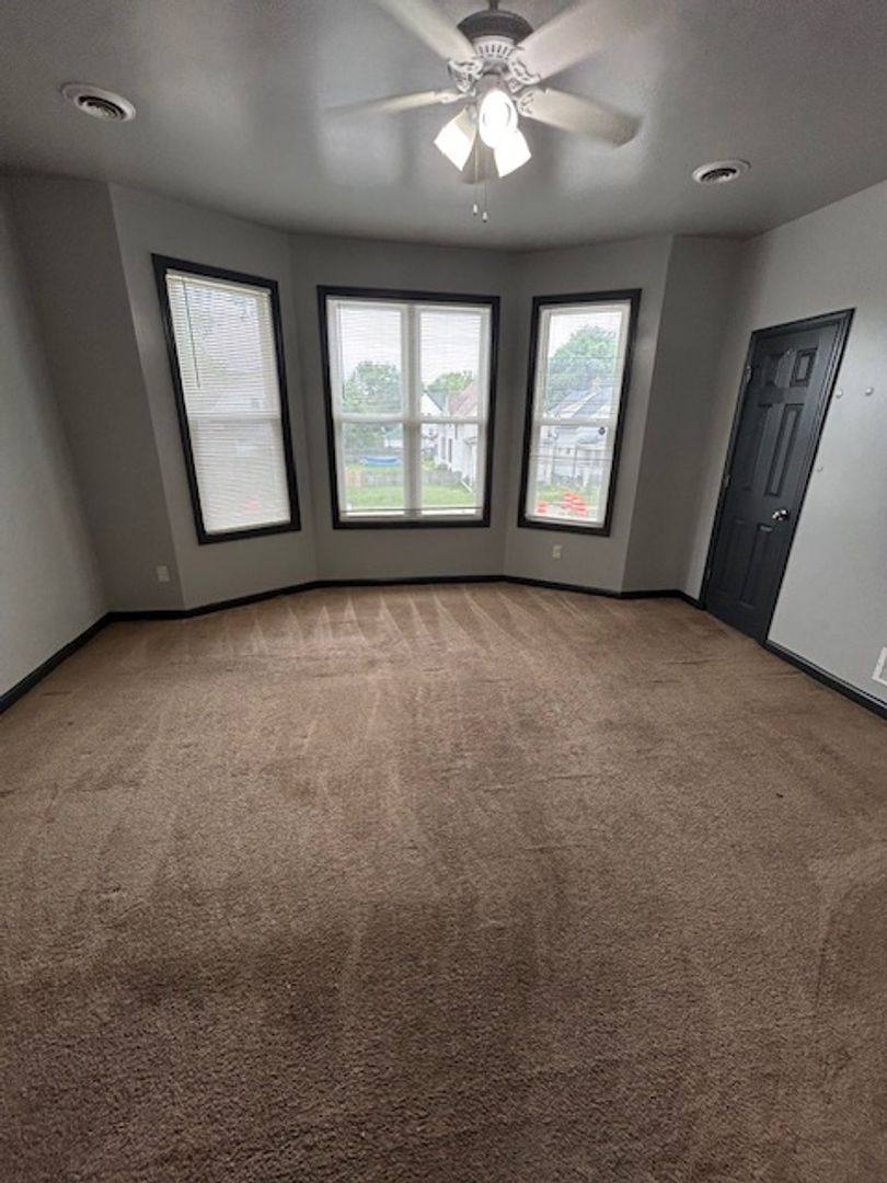 Apartment for rent at 708-10 Madison Ave, South Milwaukee, WI 53172