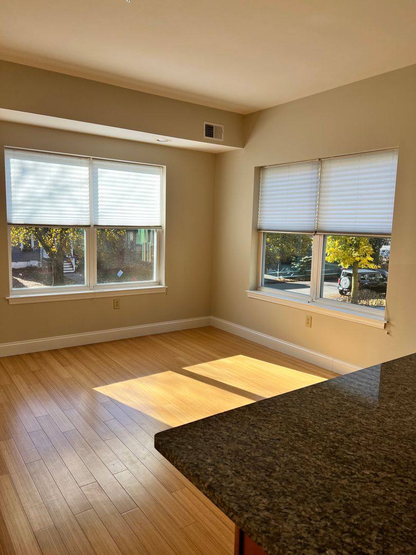 Apartment for rent at 305 W Utica St, Buffalo, NY 14222