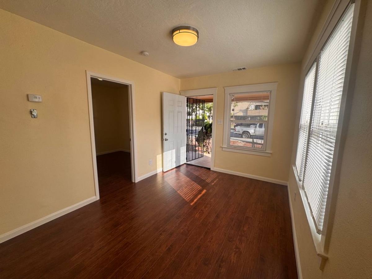 Apartment for rent at 285-289 Sunset Blvd, Hayward, CA 94541