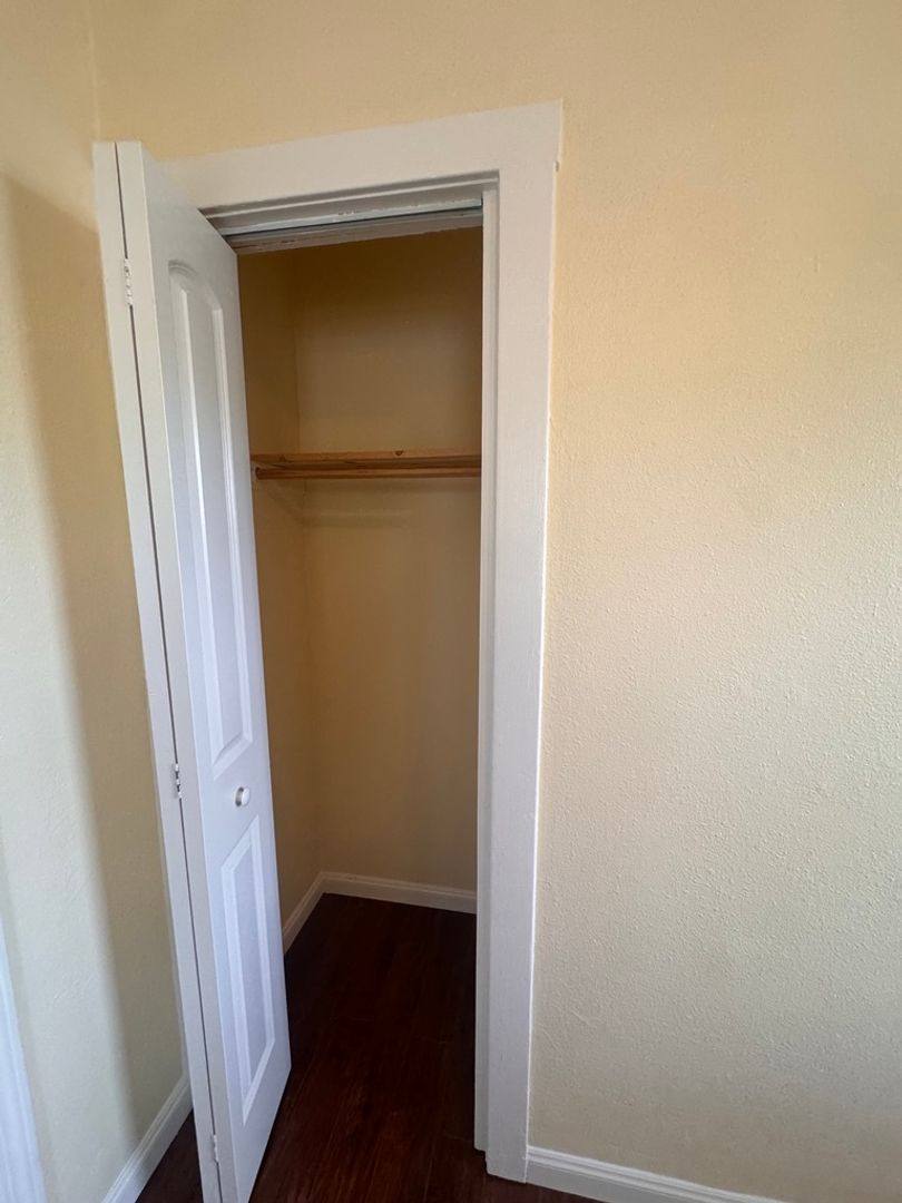 Apartment for rent at 285-289 Sunset Blvd, Hayward, CA 94541