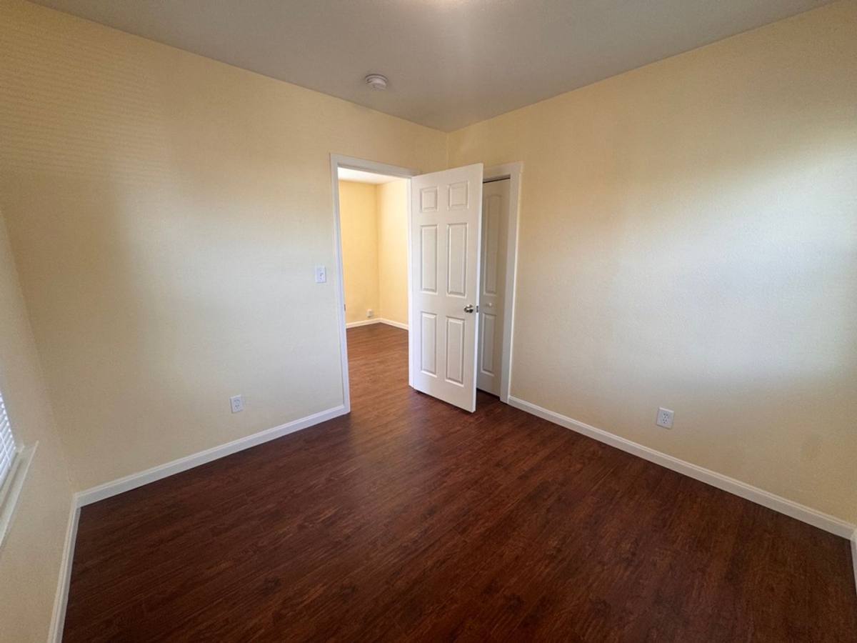 Apartment for rent at 285-289 Sunset Blvd, Hayward, CA 94541