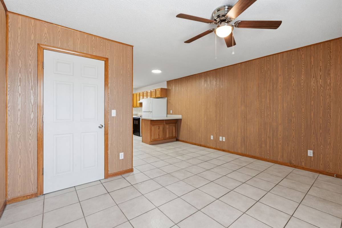 Apartment for rent at 111 Commercial, Warrensburg, MO 64093