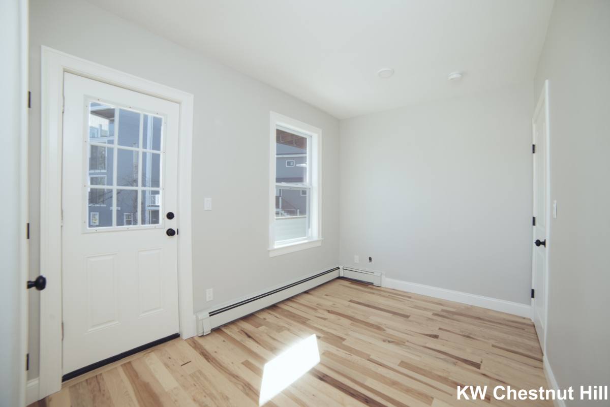 Apartment for rent at 10 Duffley Court #3, Chestnut Hill, MA 02467