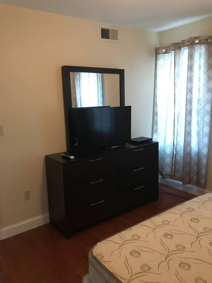 Apartment for rent at 27 S Main St, Ellsworth, PA 15331