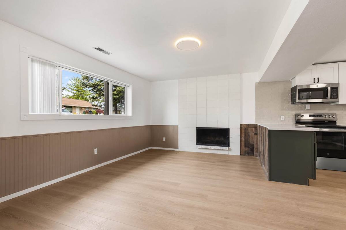 Apartment for rent at 16554 119th Ave SE #B, Renton, WA 98058