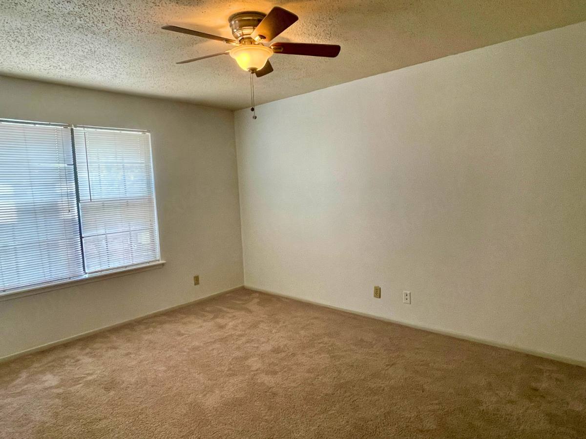 Condo for rent at 4212 Medical Dr, San Antonio, TX 78229