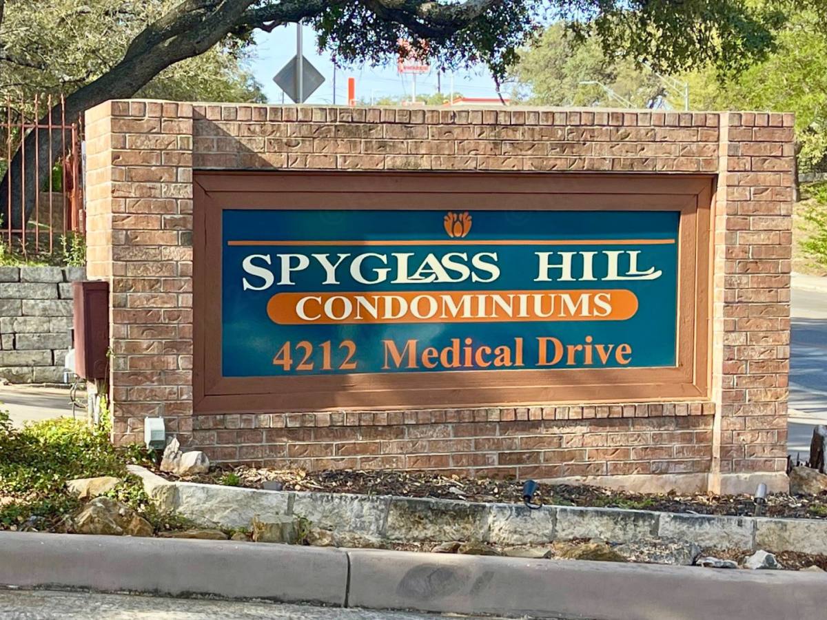 Condo for rent at 4212 Medical Dr, San Antonio, TX 78229