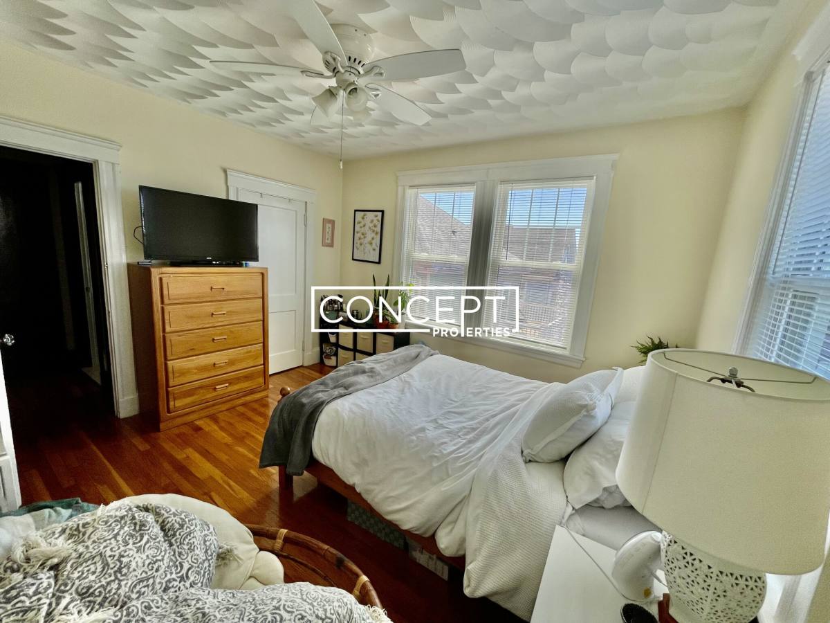 Apartment for rent at 66 Craigie St #3L, Somerville, MA 02143