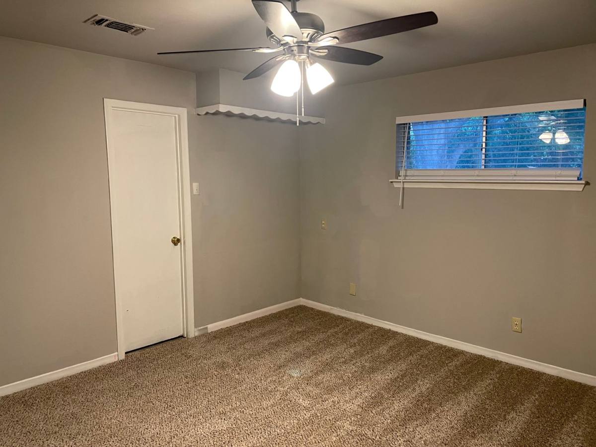 Apartment for rent at 930-932 Lindy Court, Irving, TX 75060
