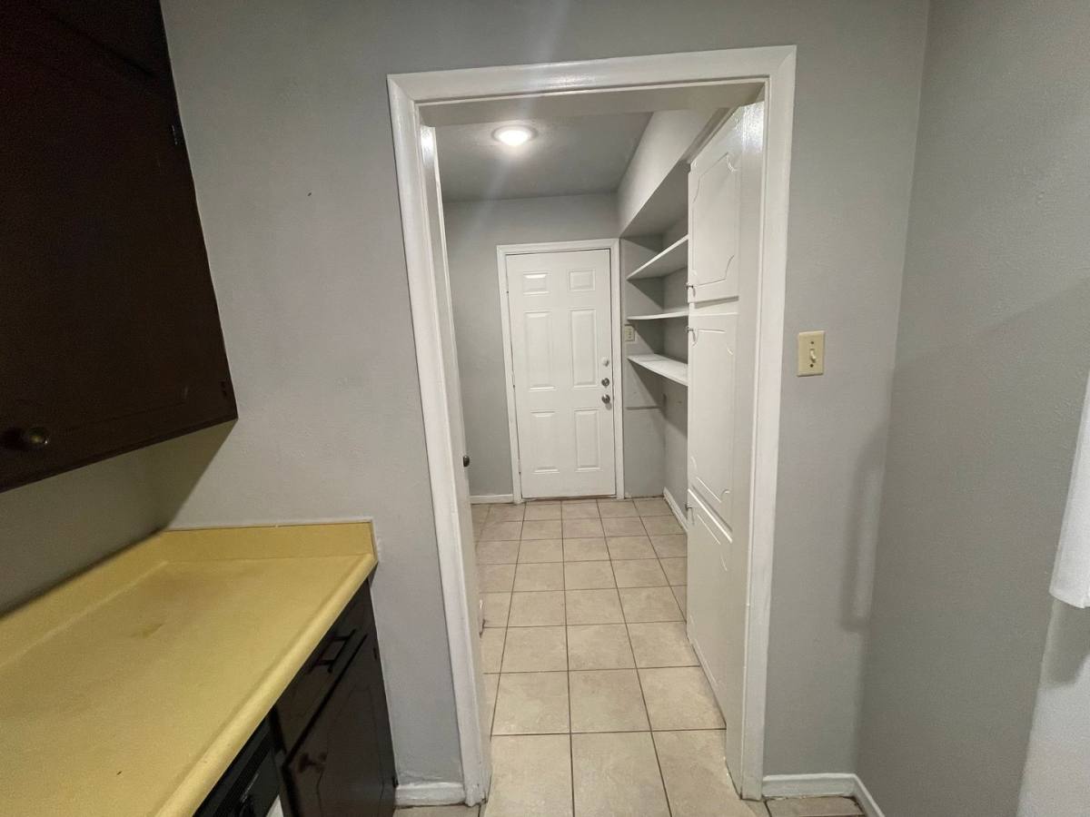 Apartment for rent at 930-932 Lindy Court, Irving, TX 75060