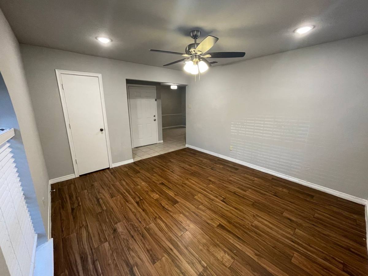 Apartment for rent at 930-932 Lindy Court, Irving, TX 75060