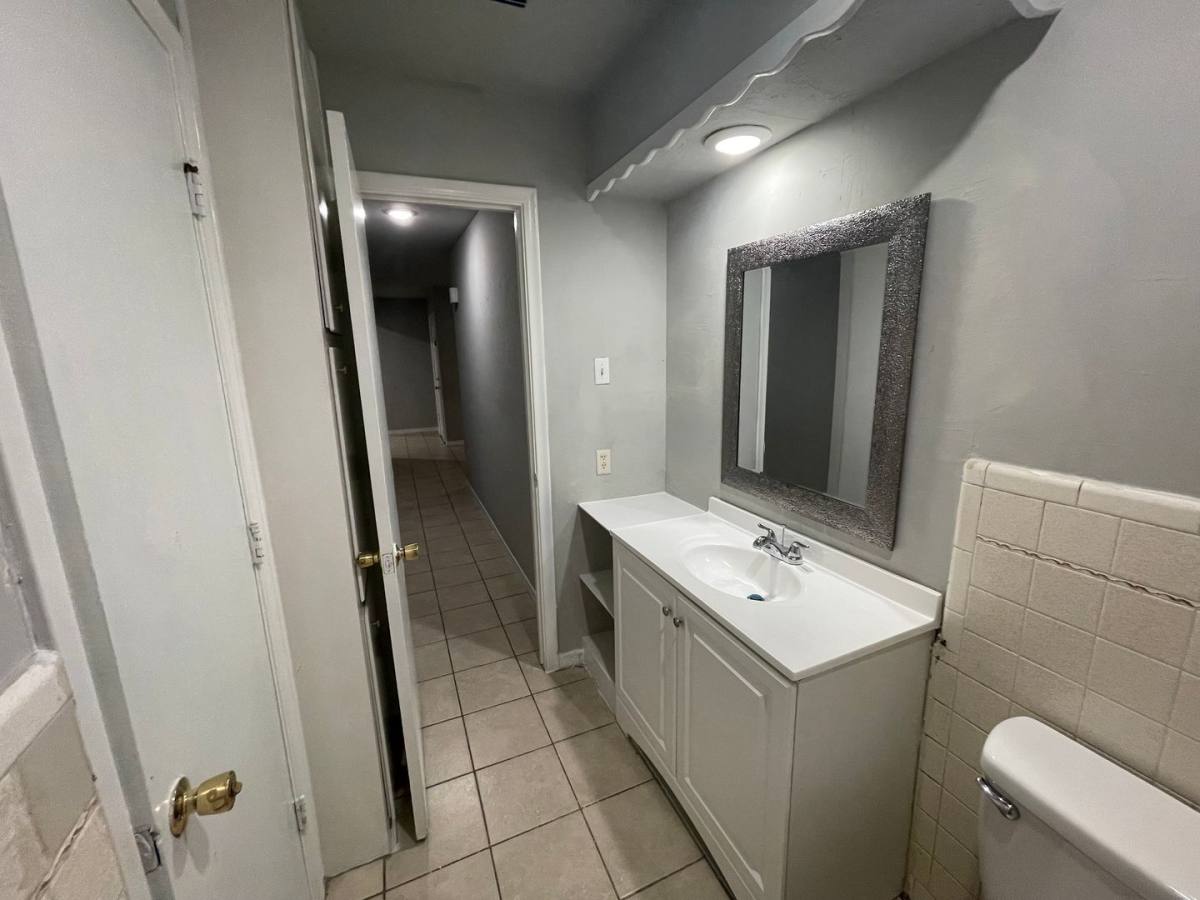 Apartment for rent at 930-932 Lindy Court, Irving, TX 75060