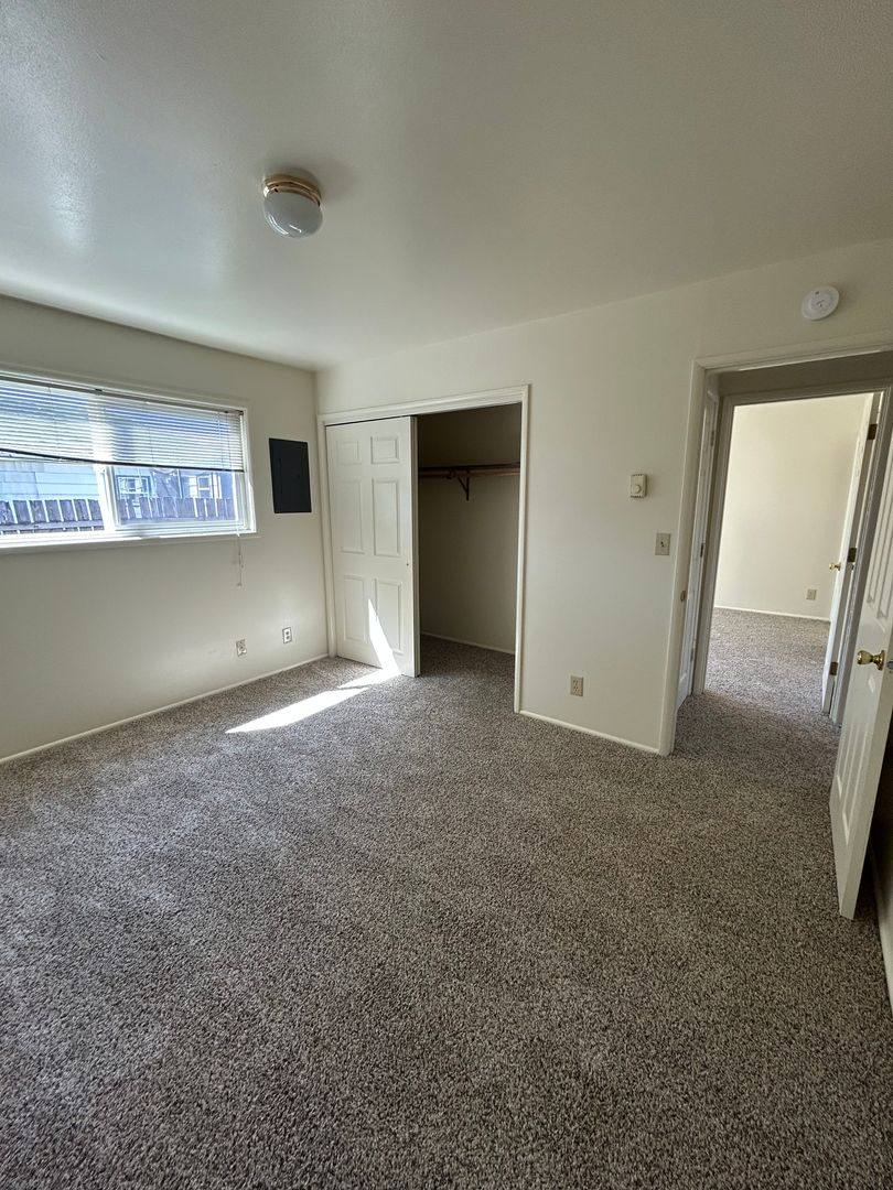 Apartment for rent at 810 18th Ave Sw- #5, Albany, OR 97321