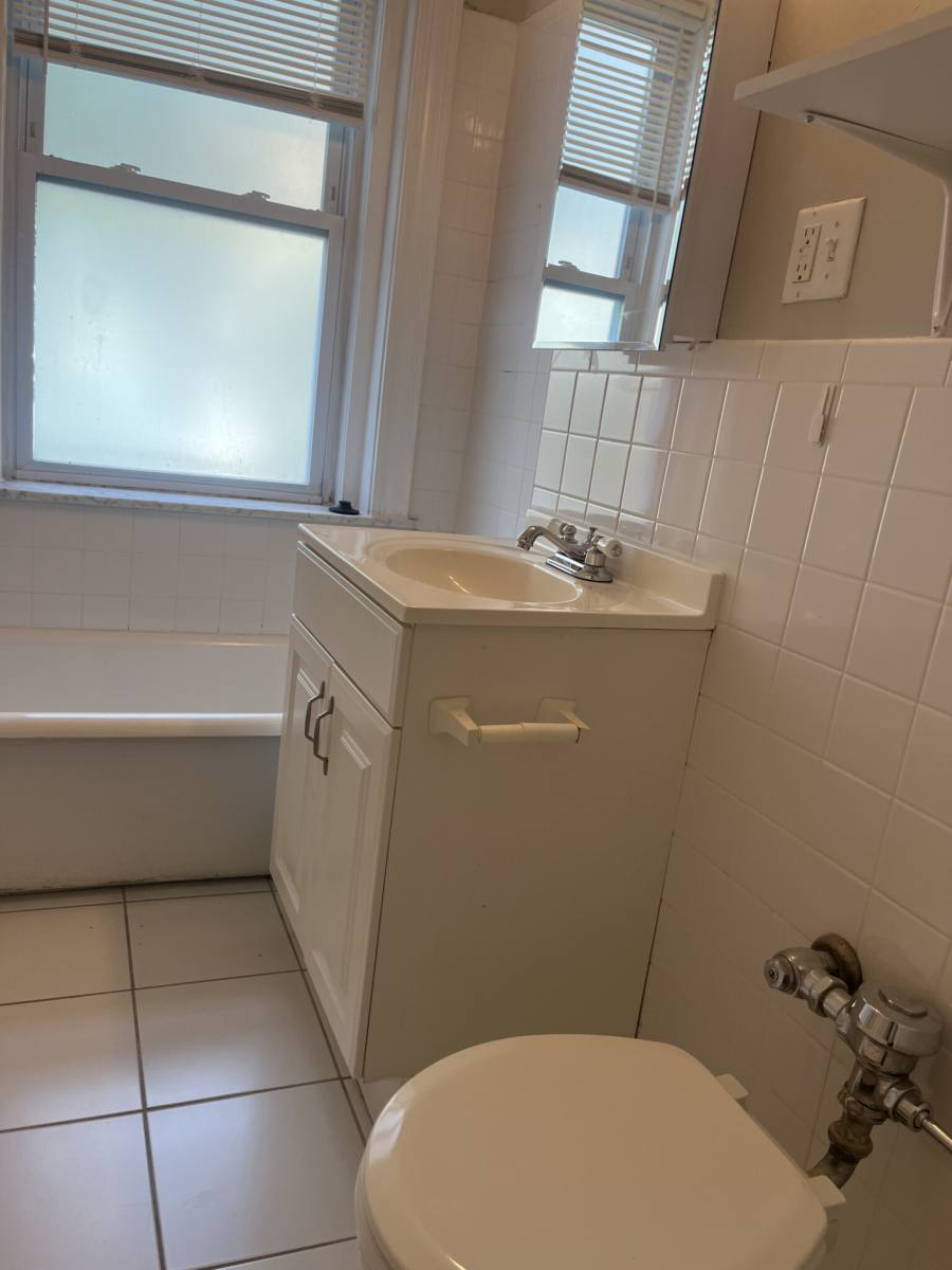 Apartment for rent at 1 Gray St #U3, Cambridge, MA 02138