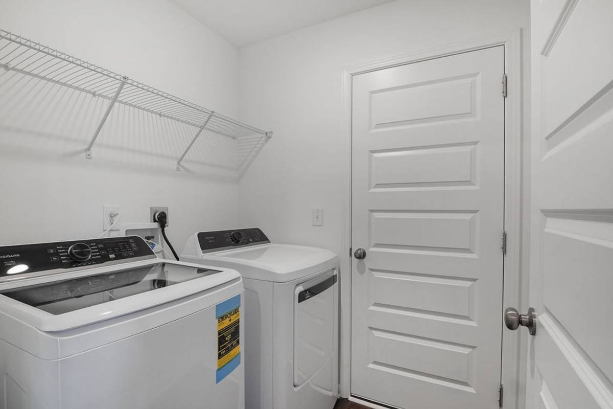 House for rent at 813 Ashford Dr, Calera, AL 35040