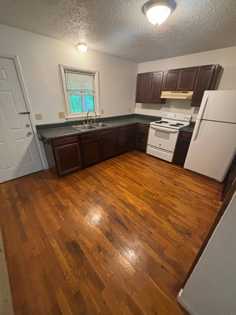Apartment for rent at 21 Deep Woods Rd, Weaverville, NC 28787