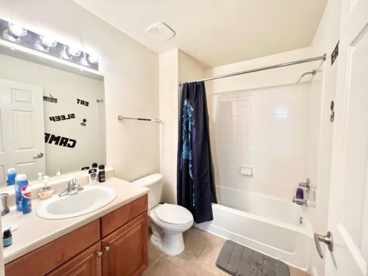 House for rent at 703 Majestic Dr, Crestview, FL 32536