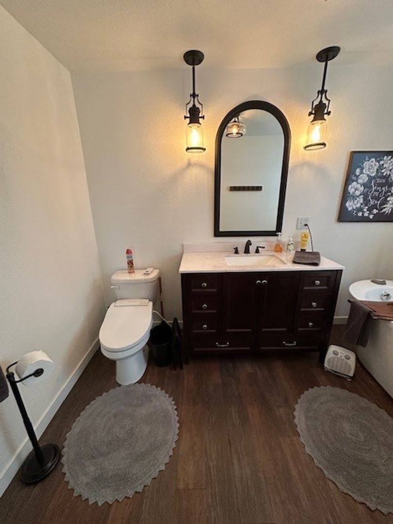 Apartment for rent at 553 Chetco Ave, Brookings, OR 97415