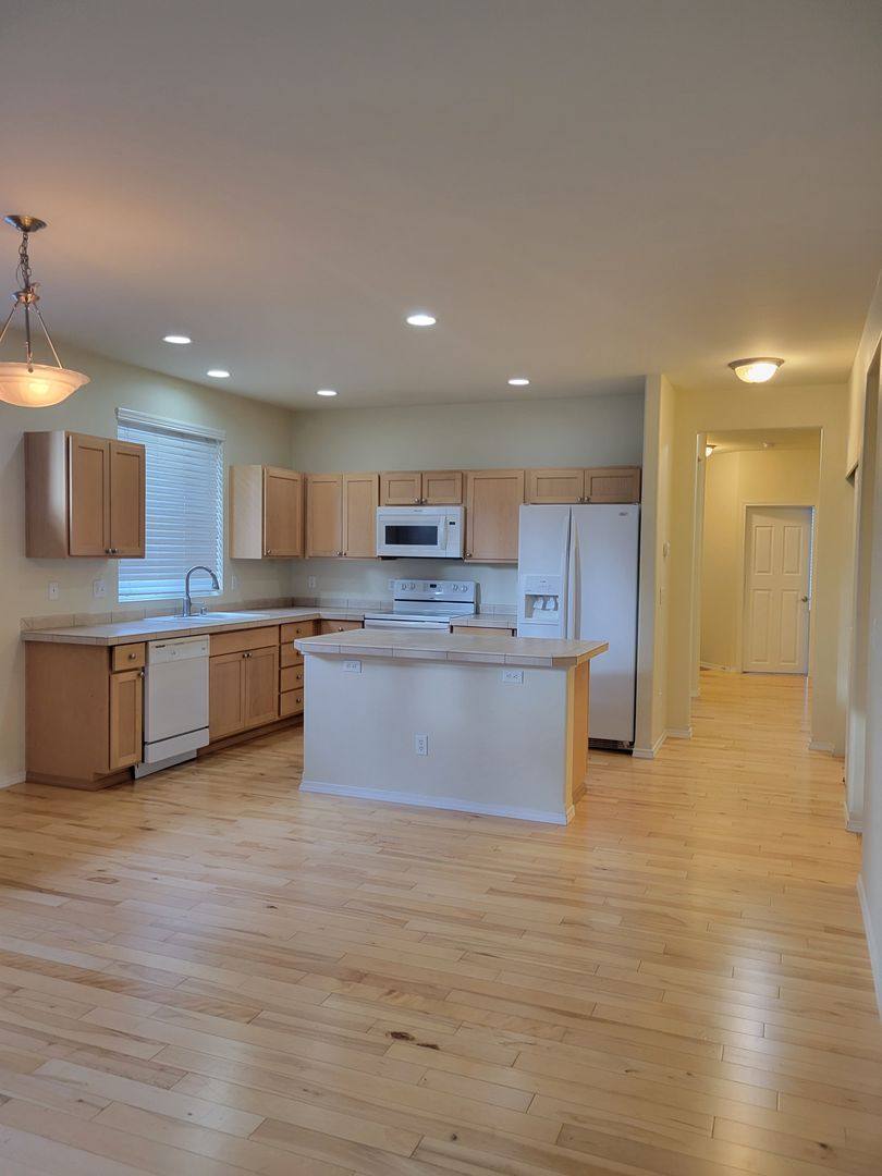 House for rent at 8908 Campus Meadows Lp NE, Olympia, WA 98516