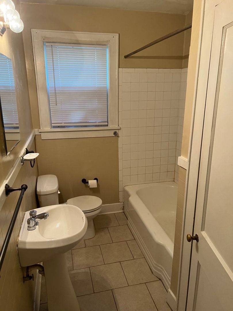 House for rent at 585 N Avalon S, Memphis, TN 38112