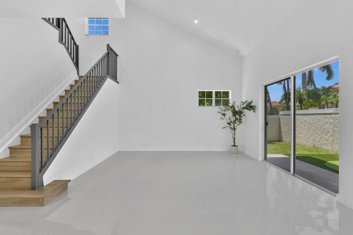House for rent at 36 Monterey Pointe Dr, Palm Beach Gardens, FL 33418