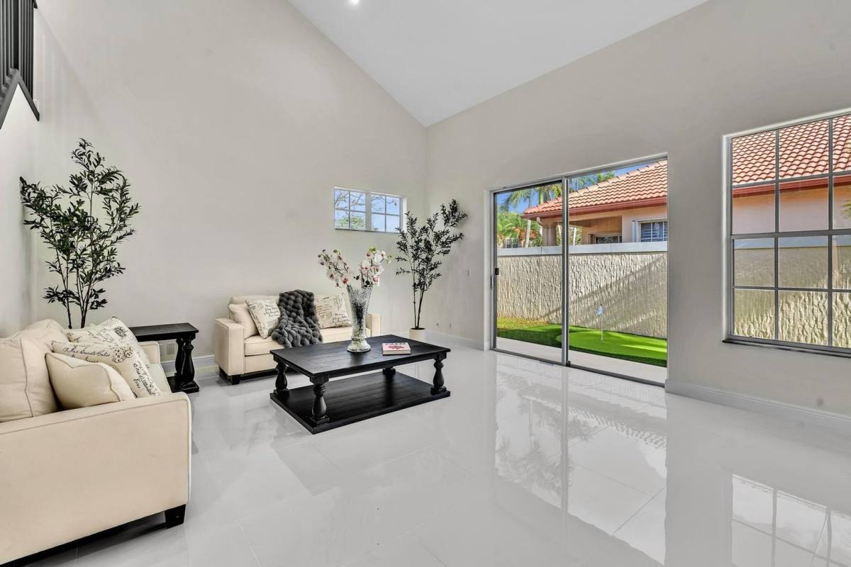 House for rent at 36 Monterey Pointe Dr, Palm Beach Gardens, FL 33418