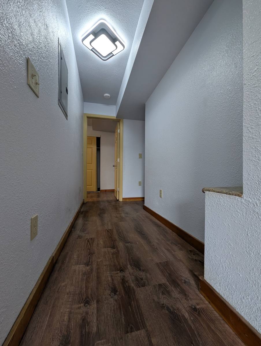 Apartment for rent at 5819 Bayview Ave Richmond #INLAW, Richmond, CA 94804