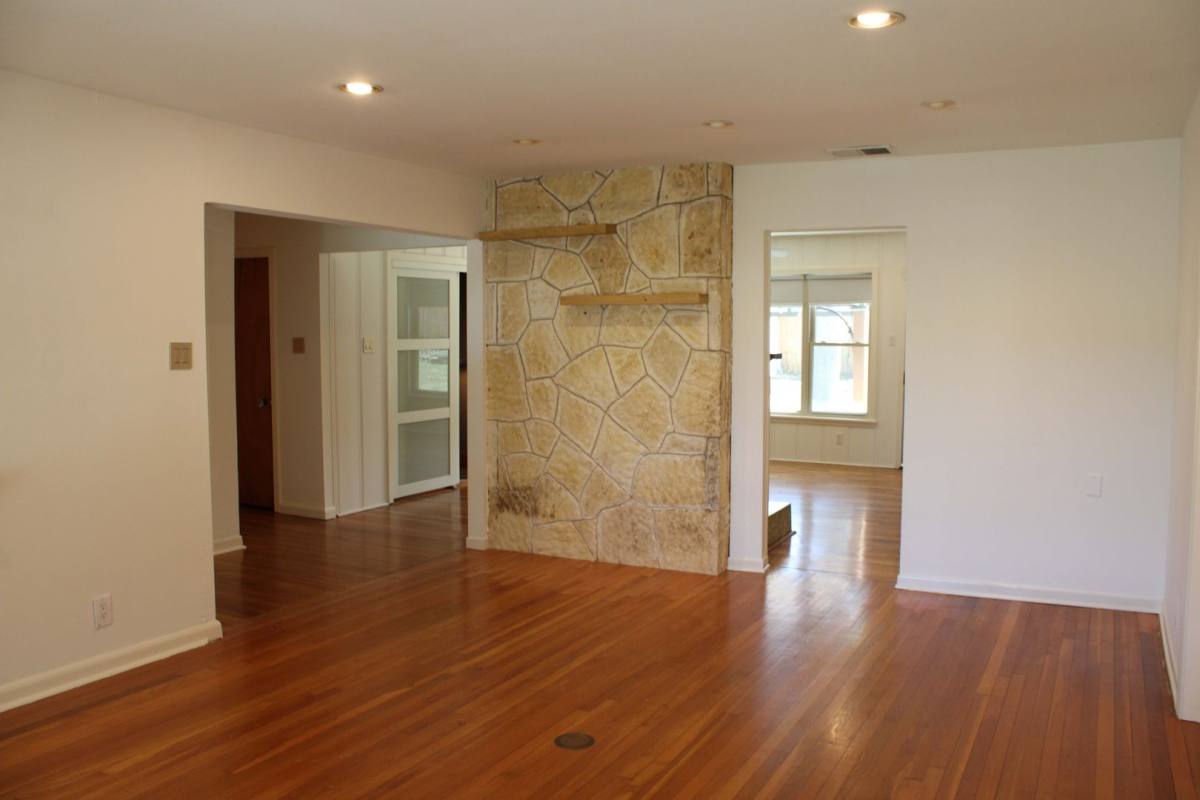 House for rent at 140 Arvin Dr, San Antonio, TX 78209
