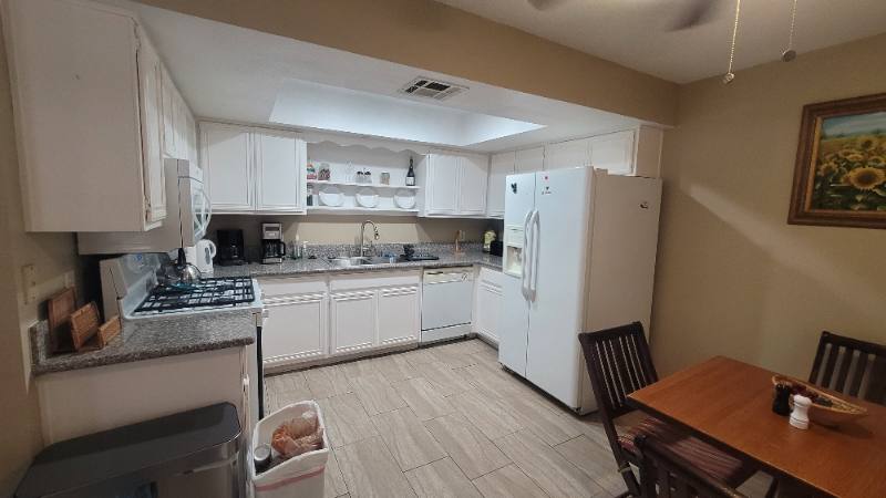House for rent at 5576 W Rochelle Ave #32 Building, Las Vegas, NV 89103