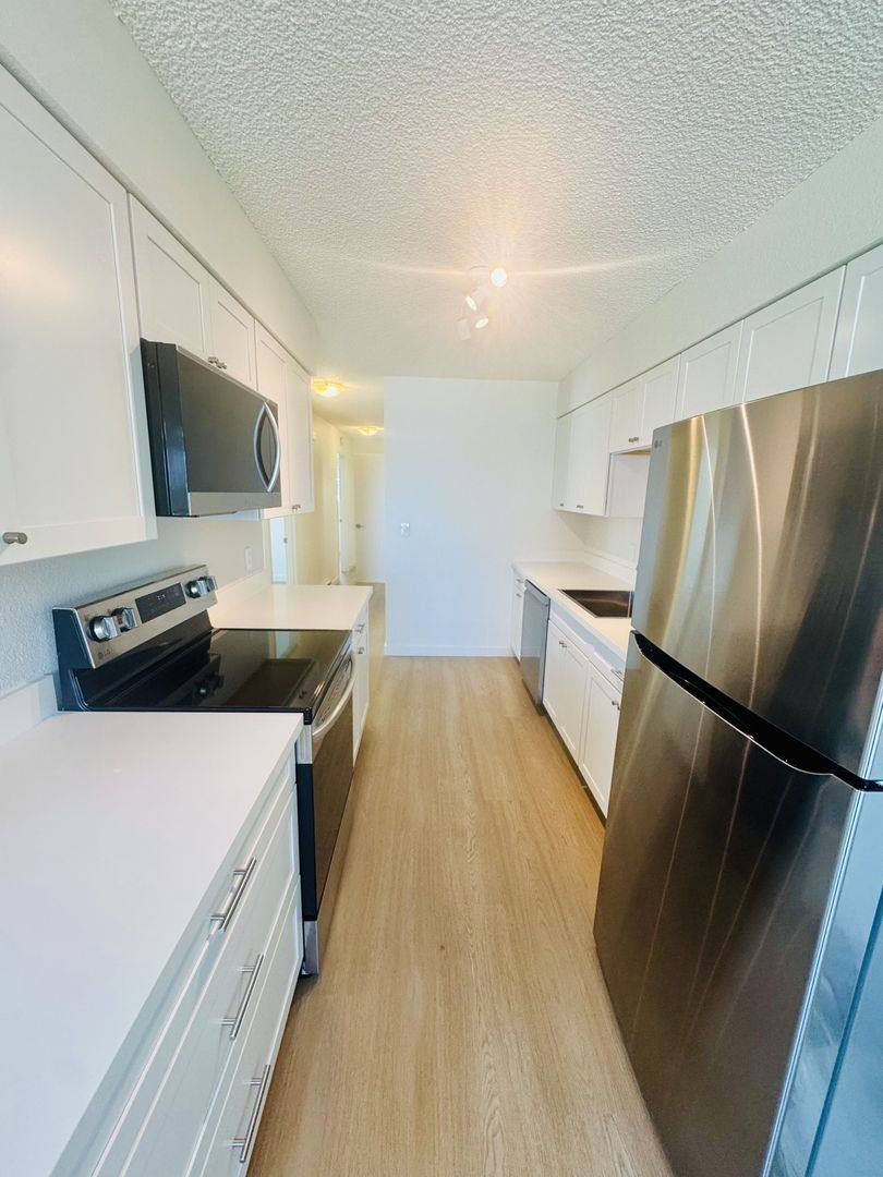 Apartment for rent at 490 S State St, Bellingham, WA 98225