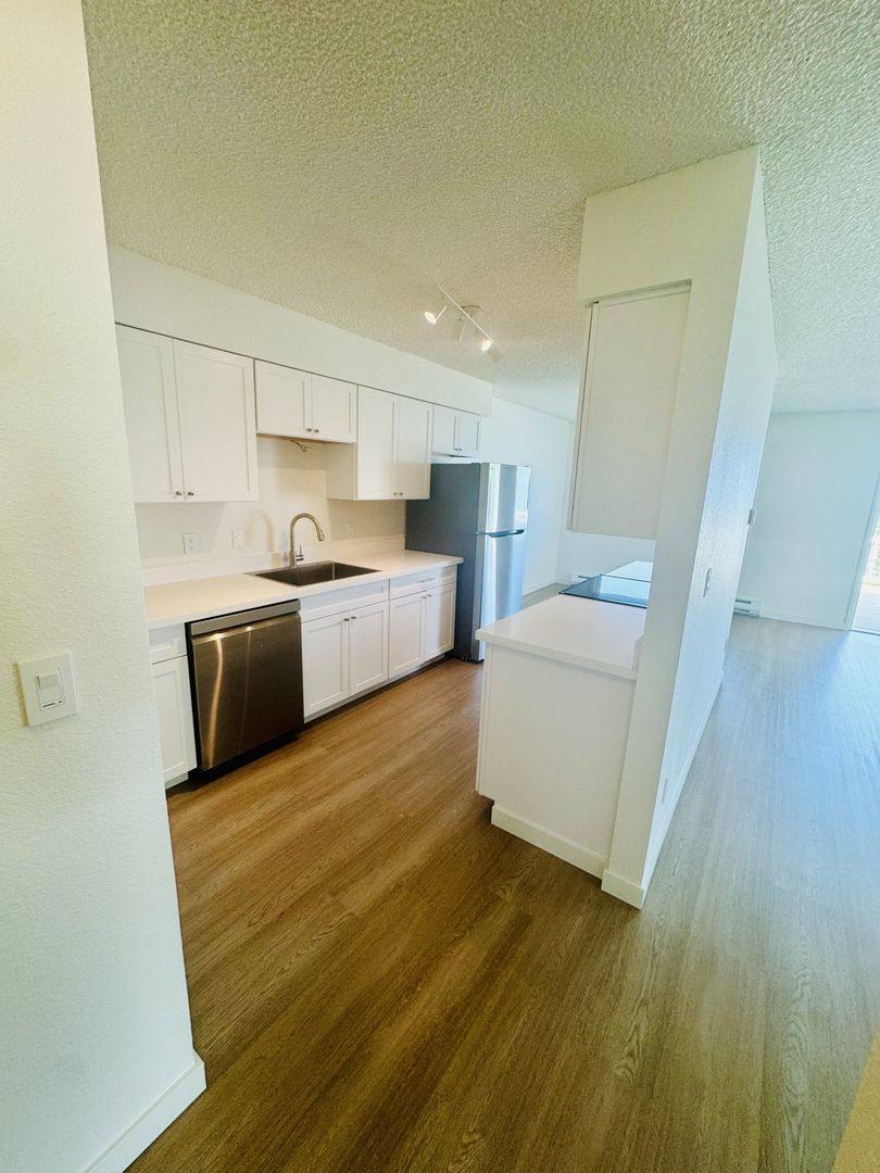 Apartment for rent at 490 S State St, Bellingham, WA 98225