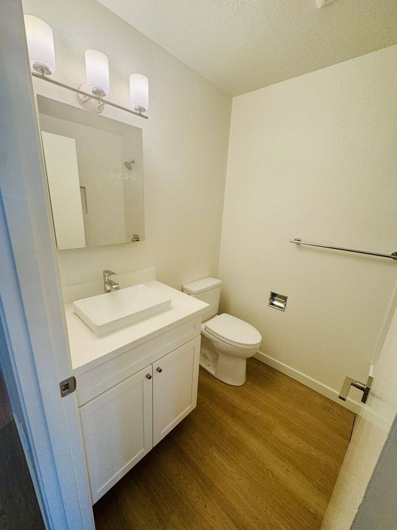 Apartment for rent at 490 S State St, Bellingham, WA 98225