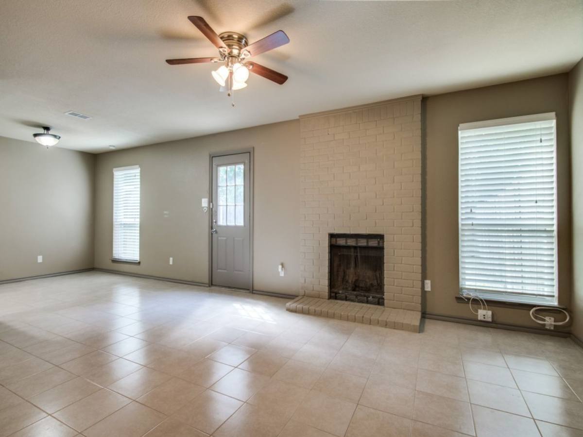 Apartment for rent at 7716-7718 Sable Lane, North Richland Hills, TX 76182