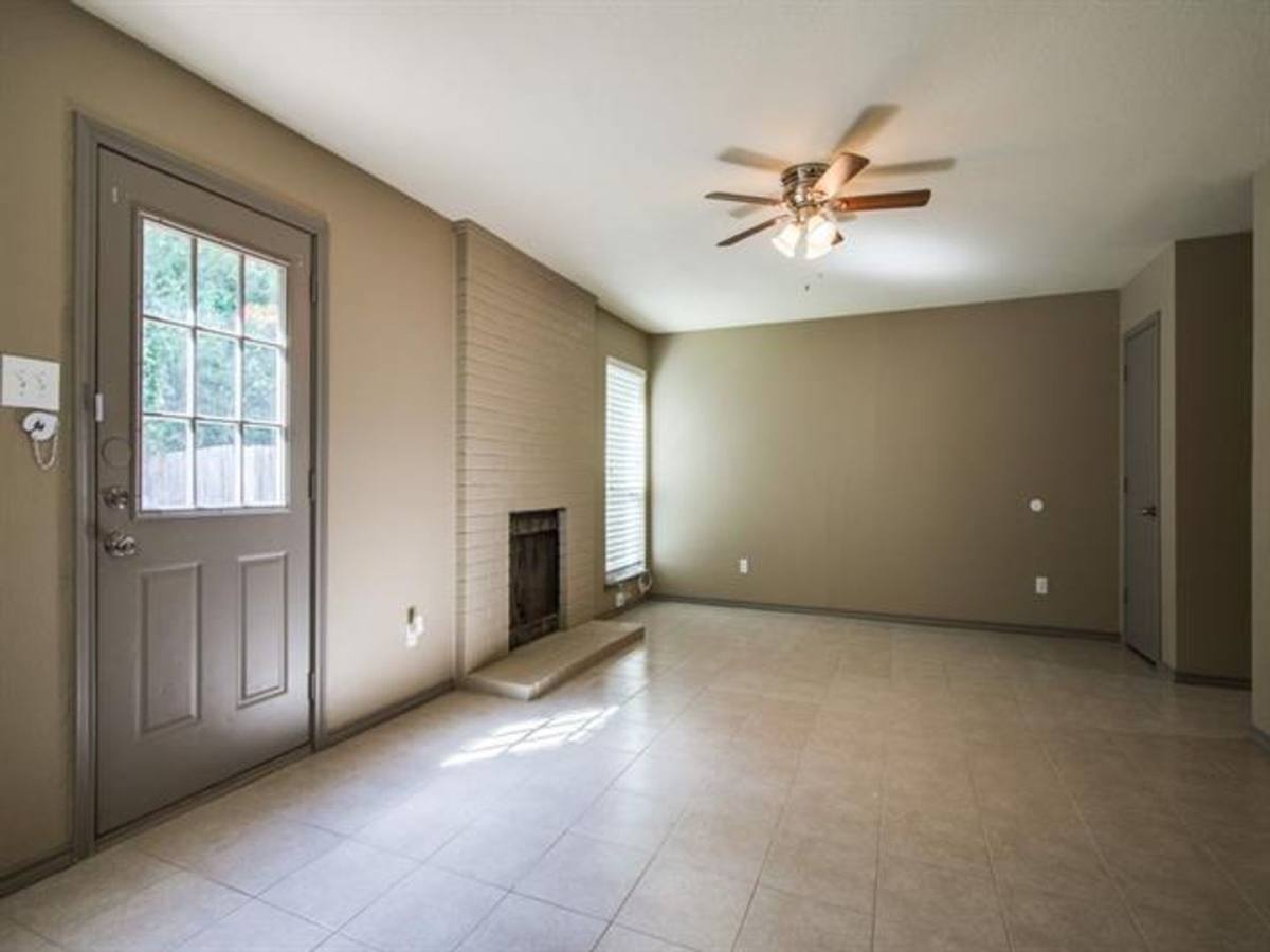 Apartment for rent at 7716-7718 Sable Lane, North Richland Hills, TX 76182