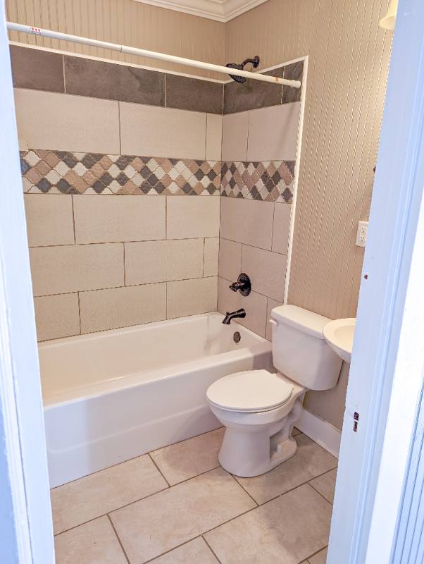 House for rent at 218 Howell St, Florence, AL 35630