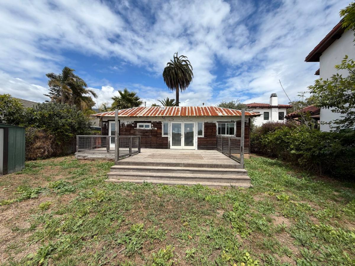 House for rent at 4253 Carpinteria Ave, Carpinteria, CA 93013