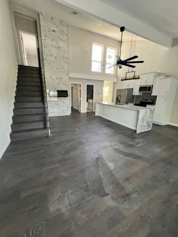 Townhouse for rent at 75215 Holly Hill #104, Dallas, TX 75231