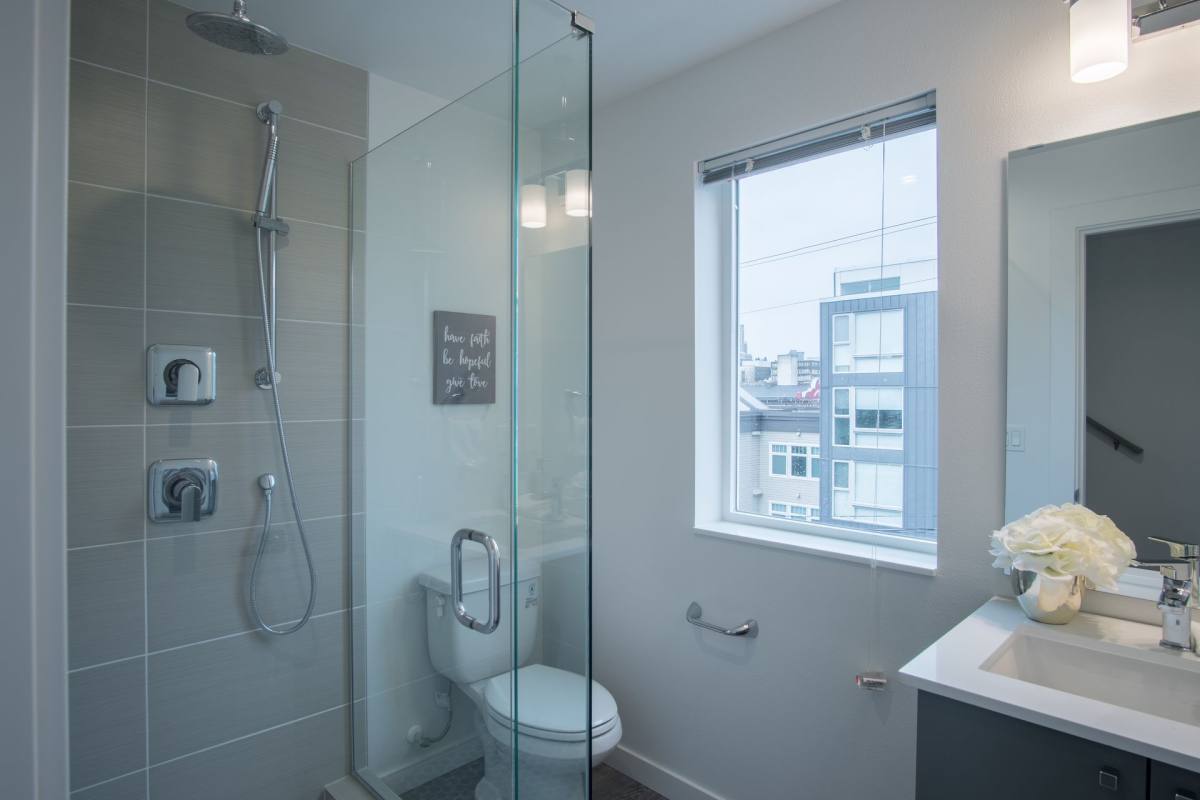 Townhouse for rent at 1413 E Yesler Way #C, Seattle, WA 98122