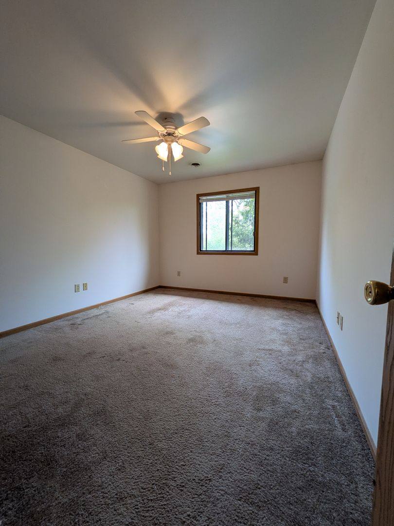 Apartment for rent at 2615 Morningside Dr, Crown Point, IN 46307