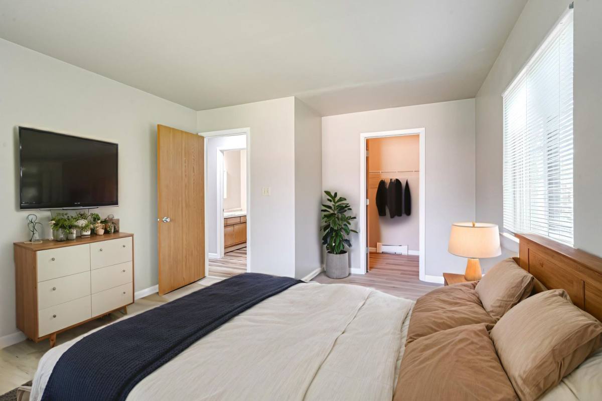 Apartment for rent at 1740- 1750 Lombard Ave, Oshkosh, WI 54902