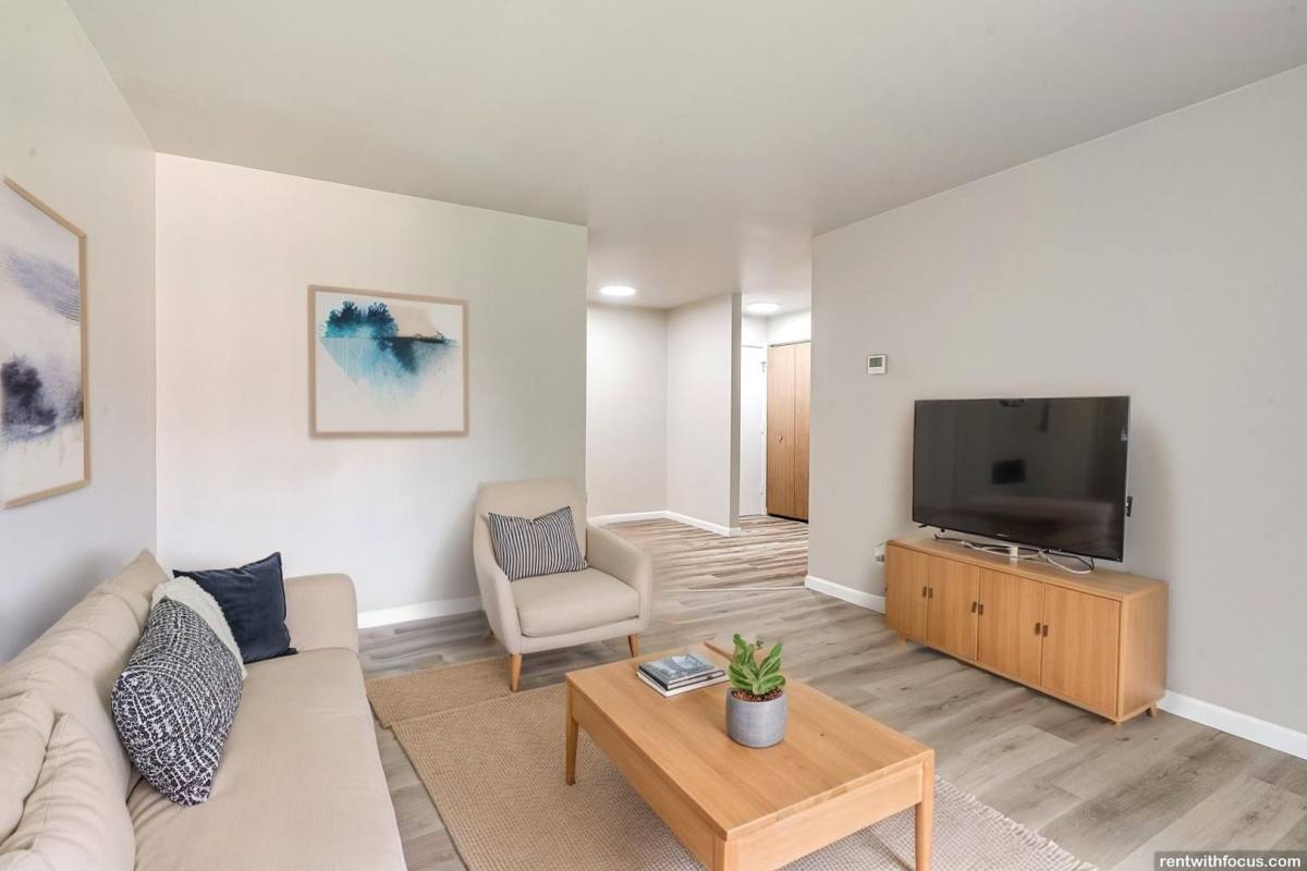 Apartment for rent at 1740- 1750 Lombard Ave, Oshkosh, WI 54902