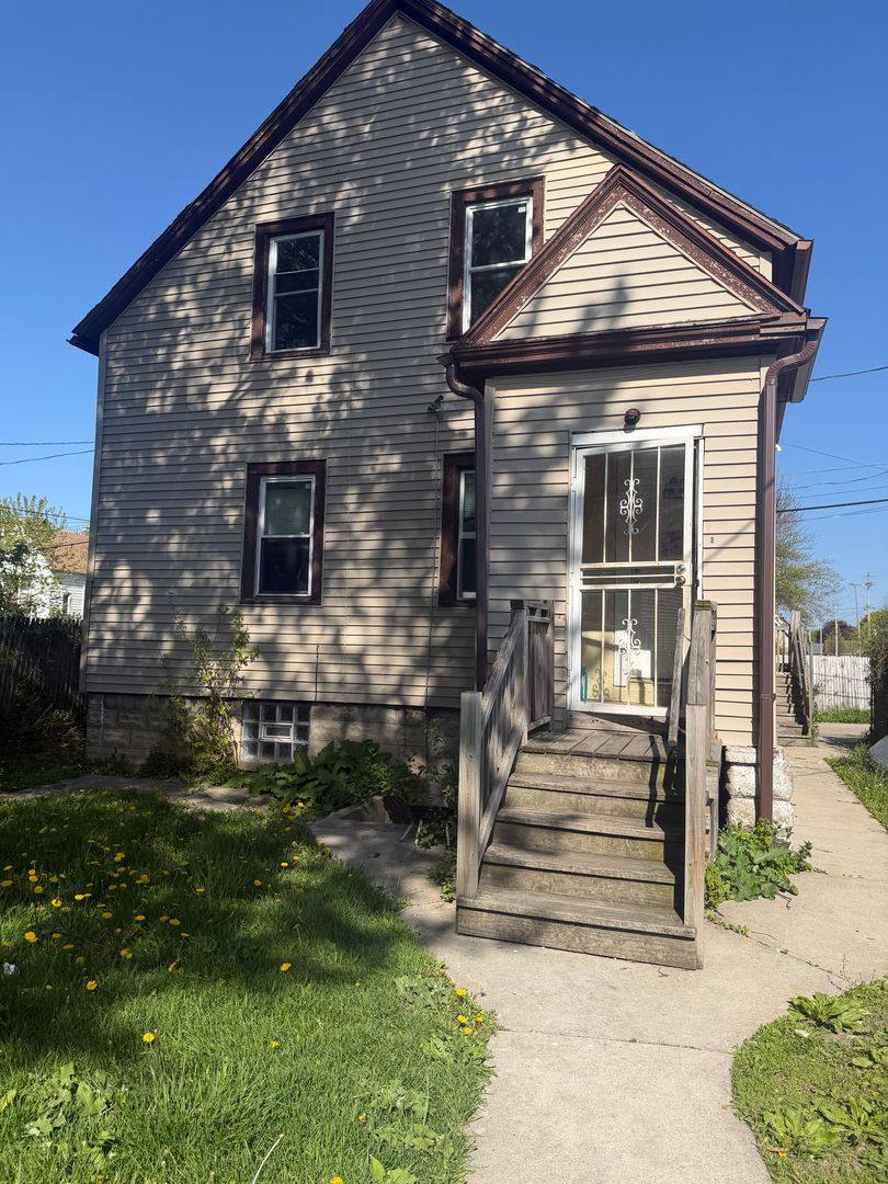 Apartment for rent at 1724 N 24th St, Milwaukee, WI 53205