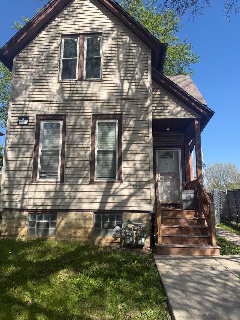 Apartment for rent at 1724 N 24th St, Milwaukee, WI 53205