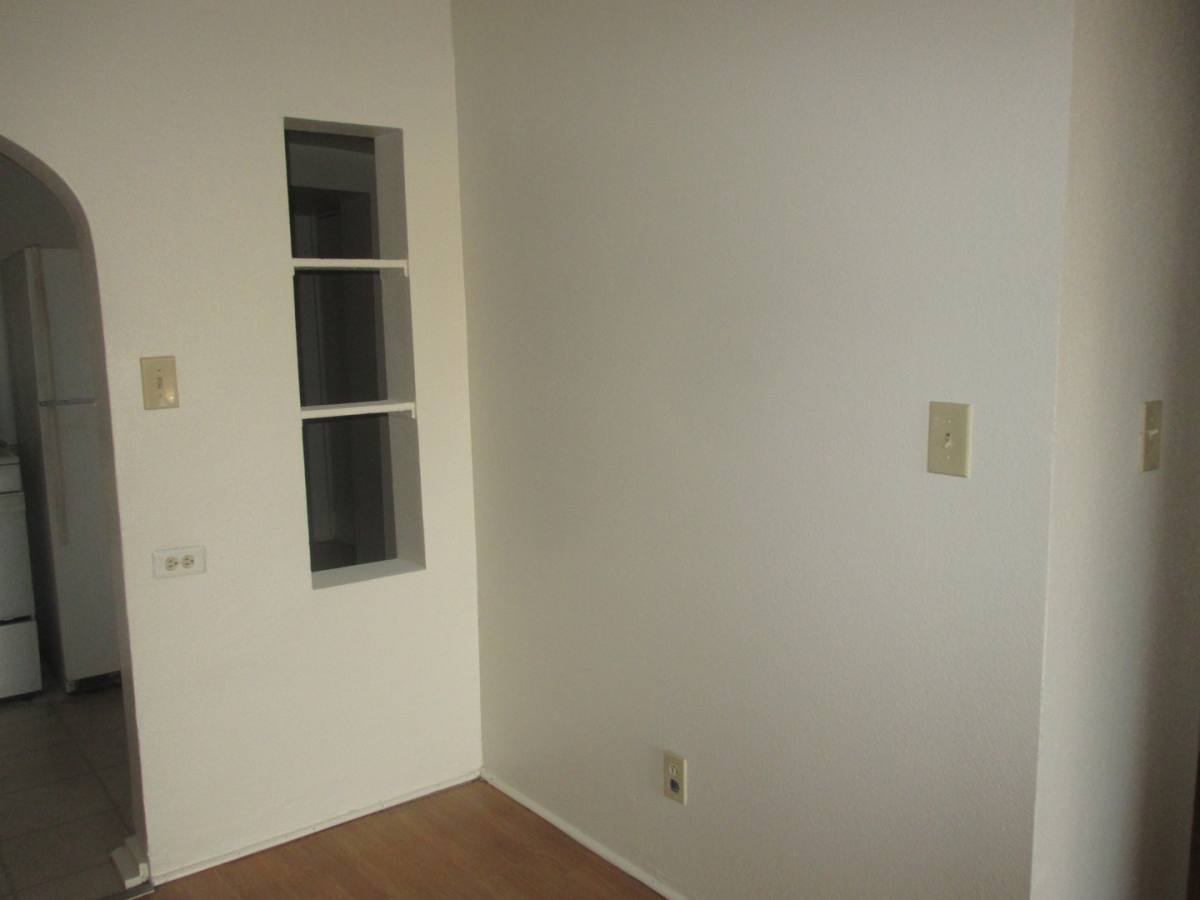 House for rent at 645 E St, Los Banos, CA 93635