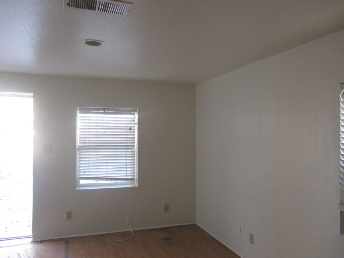 House for rent at 645 E St, Los Banos, CA 93635