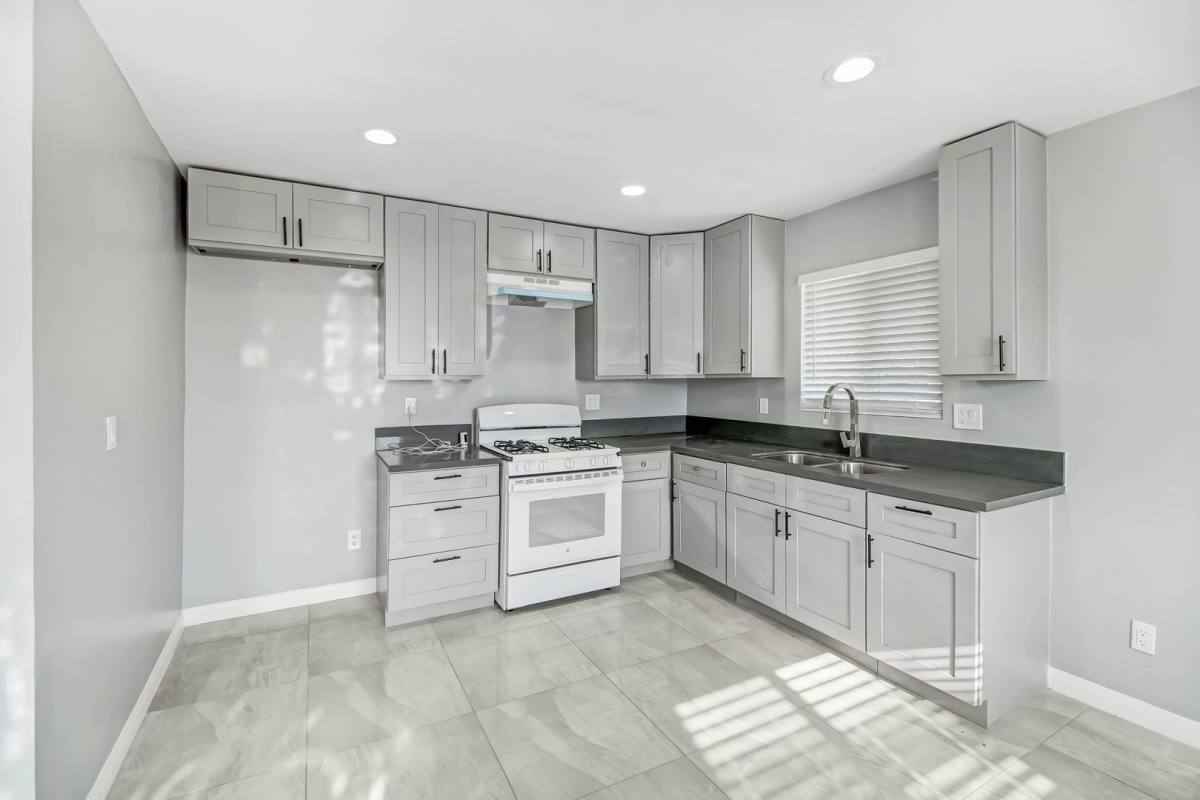 Apartment for rent at 4848 Doane Ave, Riverside, CA 92505