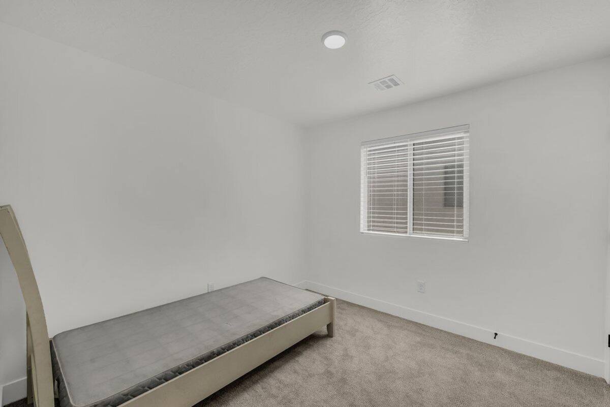 Townhouse for rent at 5654 S Duel Lane, Saint George, UT 84790