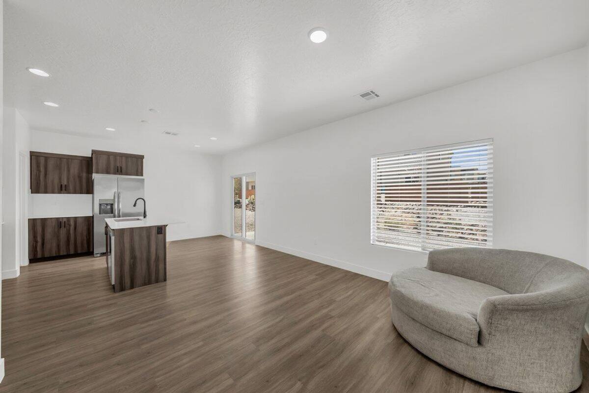 Townhouse for rent at 5654 S Duel Lane, Saint George, UT 84790